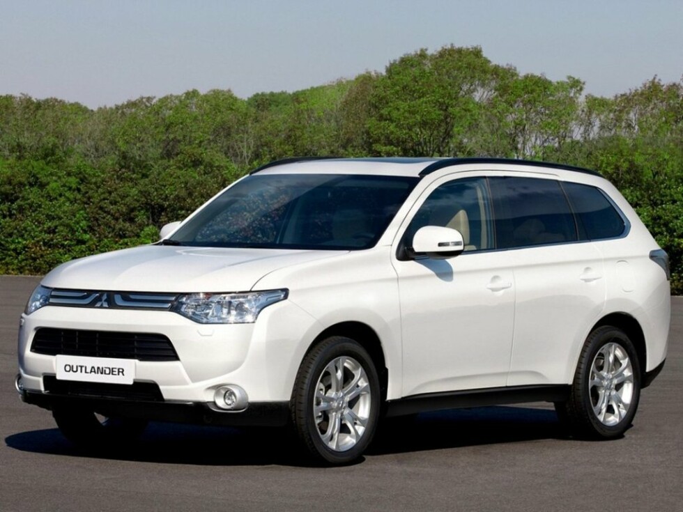 Коврики текстильные "Стандарт" для Mitsubishi Outlander III (suv / GFOW) 2012 - 2014, черные, 5шт.