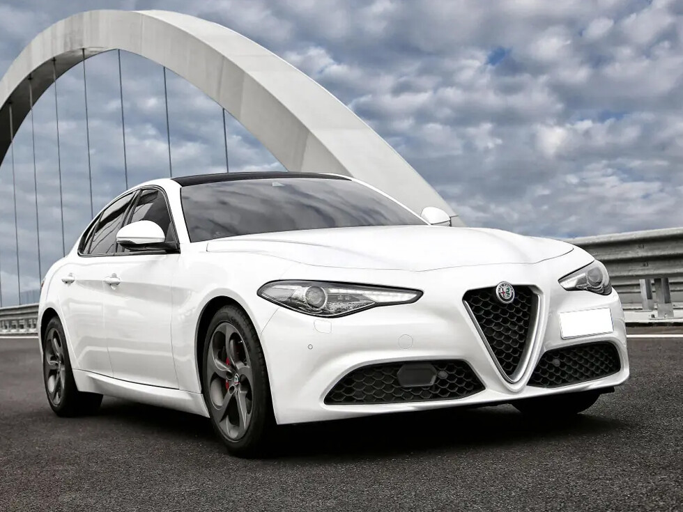 Коврики текстильные "Стандарт" для Alfa Romeo Giulia II (седан / 952) 2015 - Н.В., черные, 4шт.