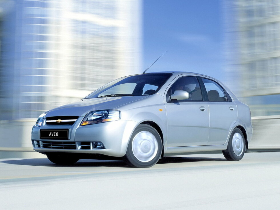 Коврики текстильные "Классик" для Chevrolet Aveo I (седан / T200) 2002 - 2008, темно-серые, 5шт.